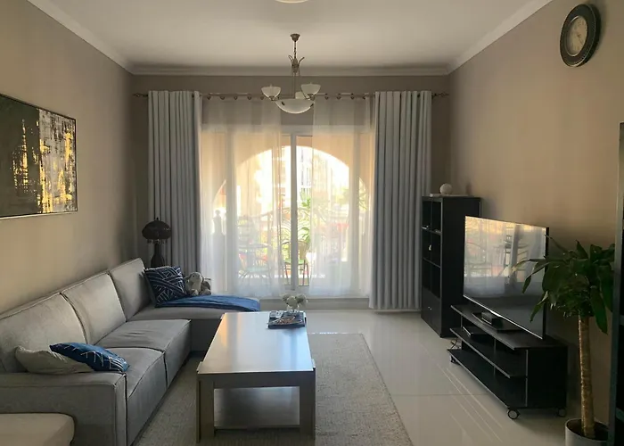 Huge Entire Apartment For With Free Pool, Steam & Sauna , Dubai